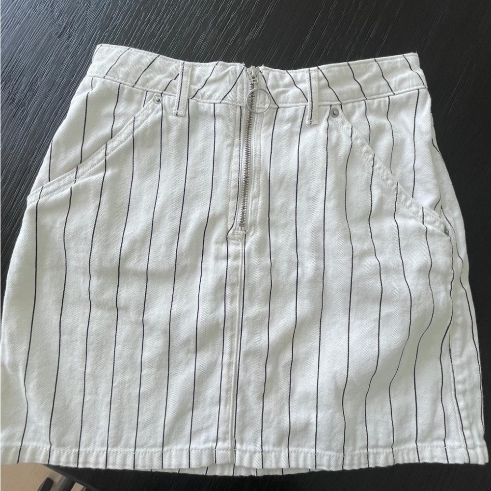Topshop High-waisted White Skirt with Black Stripes